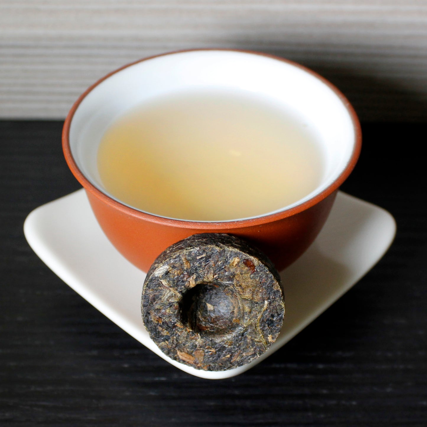 Lincang Half Dollar: 2011 Sheng Pu-Erh