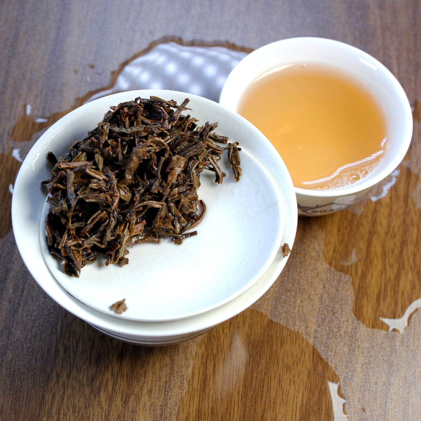 Morning Call: Sheng Pu-Erh Bingcha 2013 - wet leaves