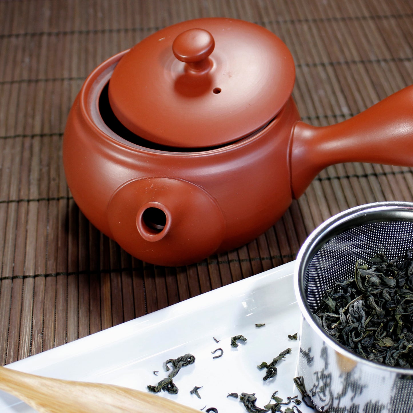 Red Kyusu (Side Handle Teapot) - 12 oz