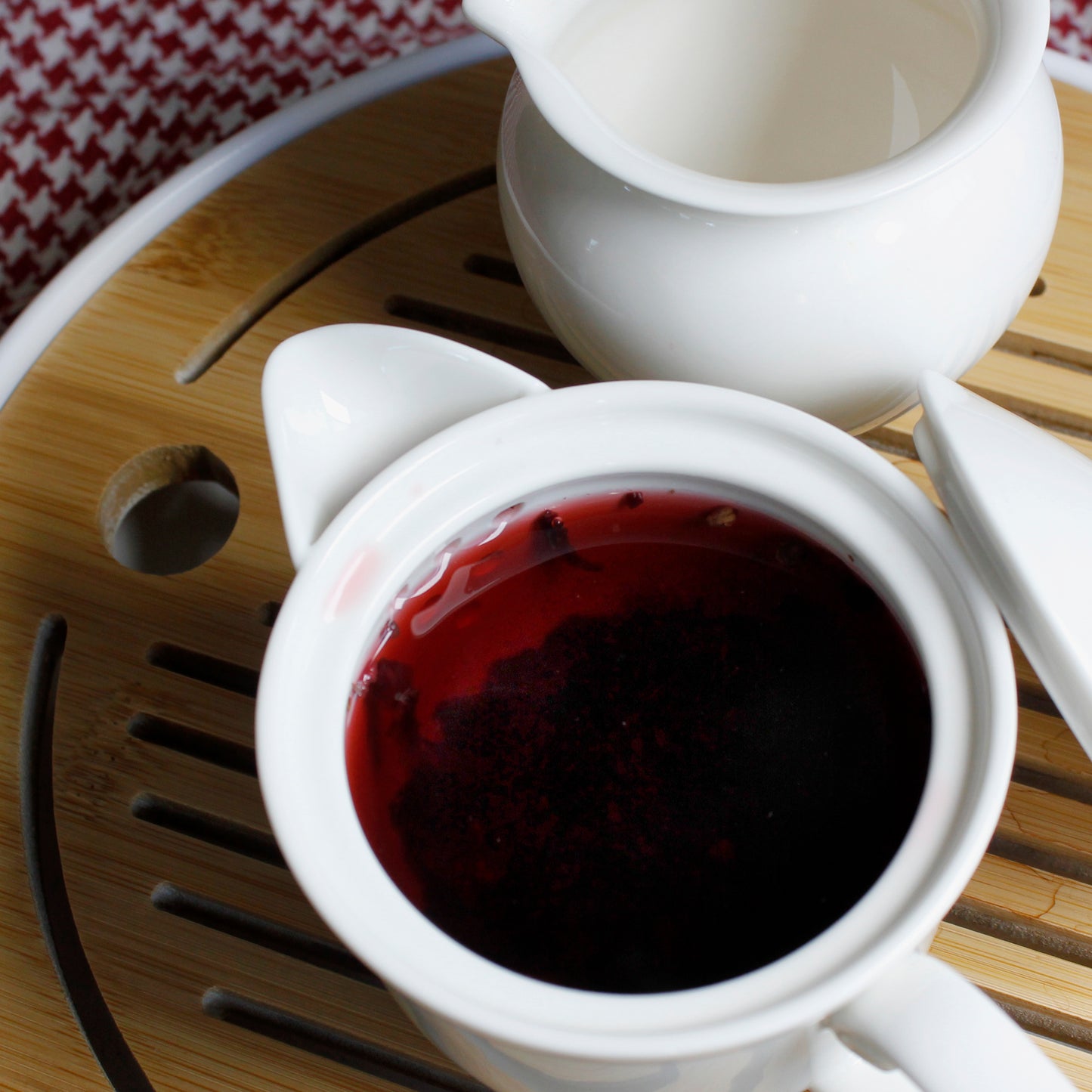 White Turret Teapot - 5 oz