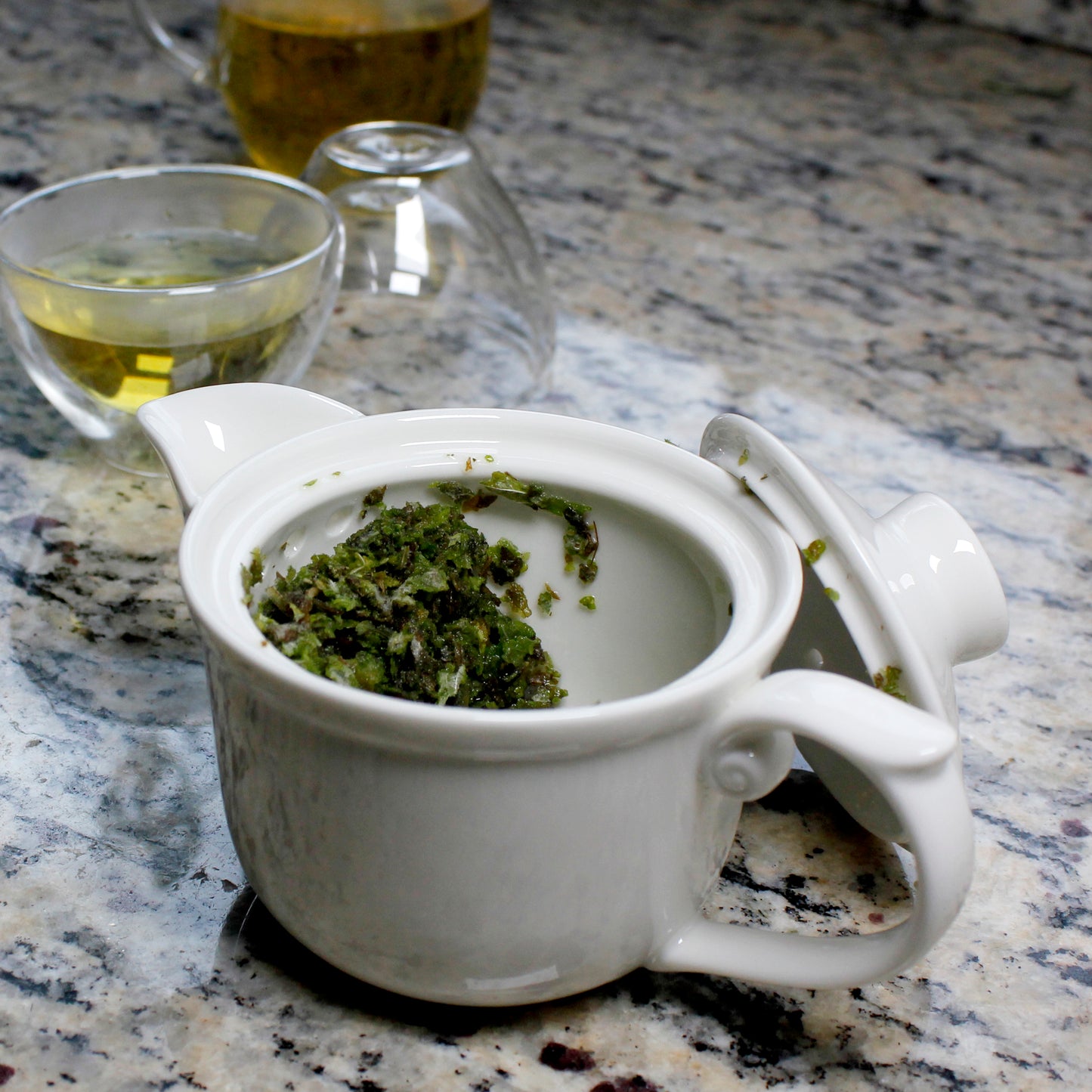 White Turret Teapot - 5 oz
