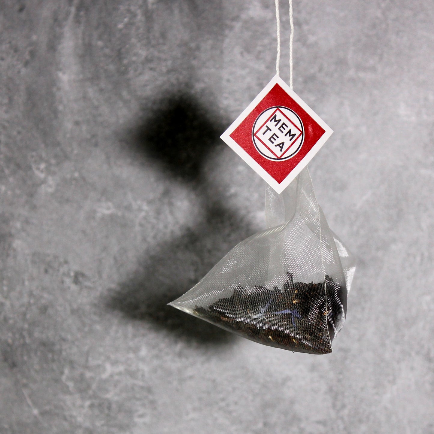 Blue Flower Earl Grey - Pyramid Teabag Hanging