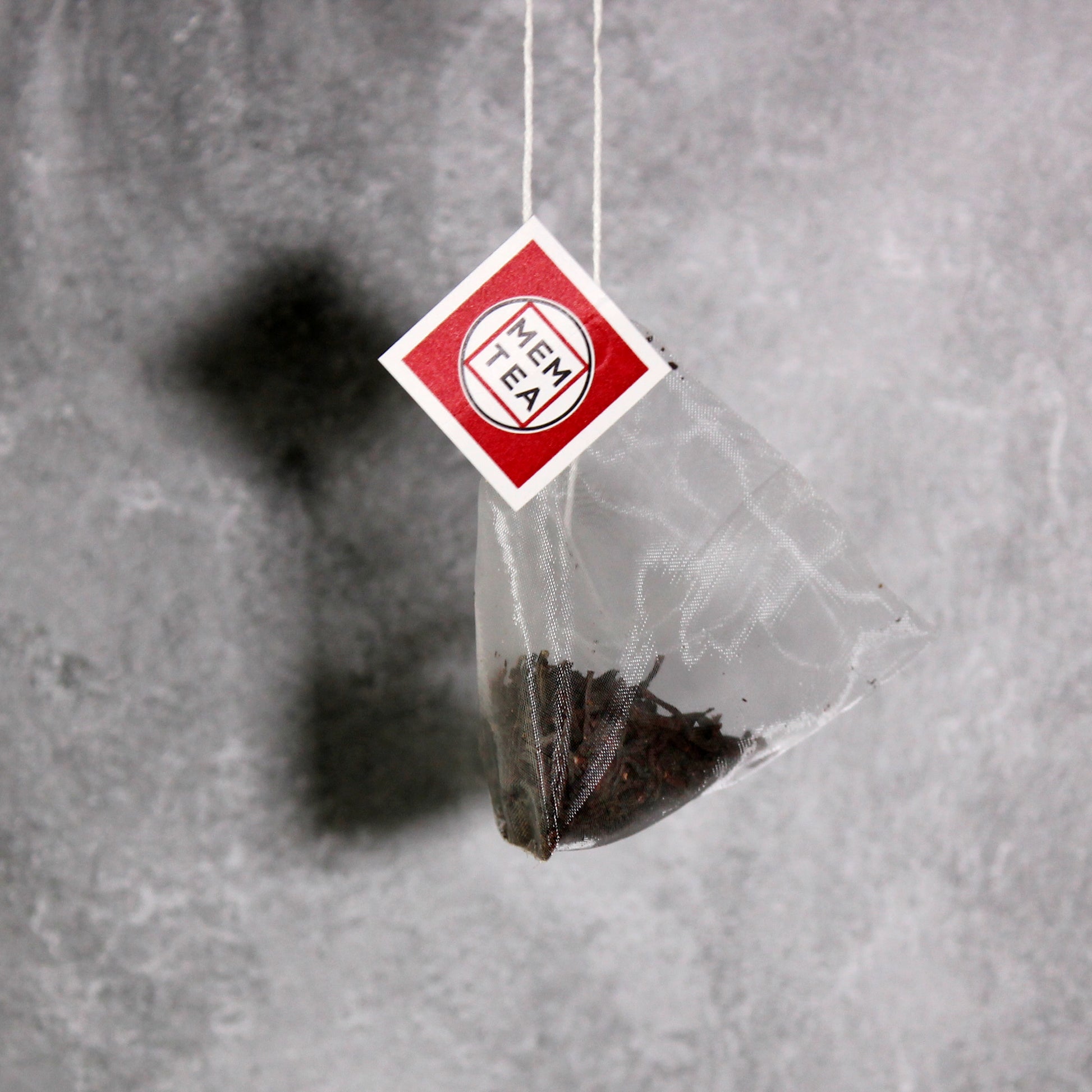 English Breakfast: Ceylon OP - Pyramid Teabag Hanging