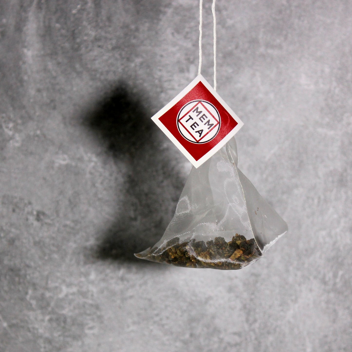 Golden Buds: Jin Xuan - Pyramid Teabag Hanging