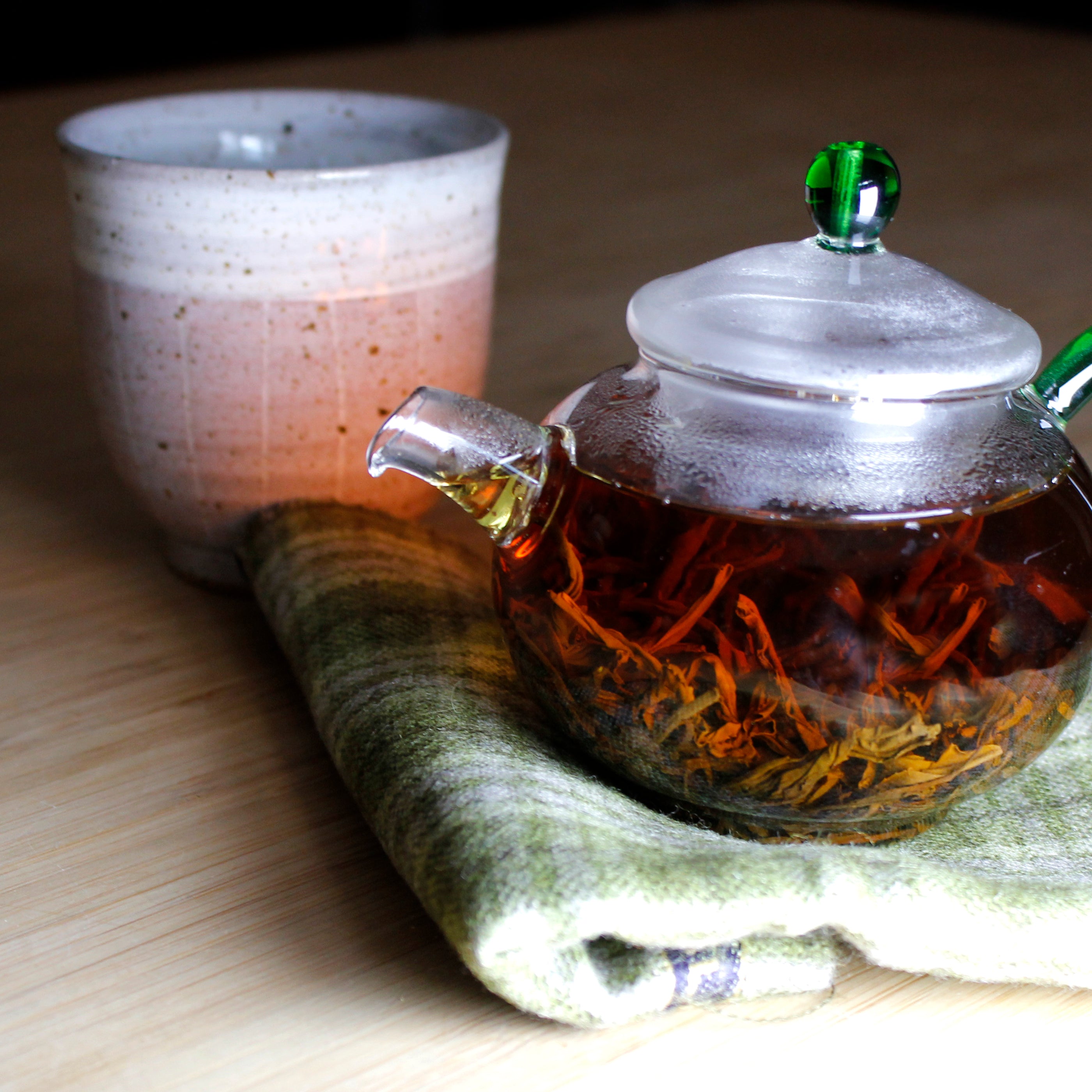 Tong Mu: Lapsang Souchong - steeping